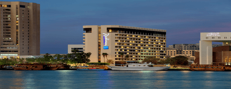 Radisson Blu Hotel, Dubai Deira Creek